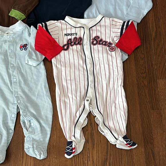 Big lot of Baby Boy Clothing 6-12 Months EUC / NWT - Picture 12 of 12